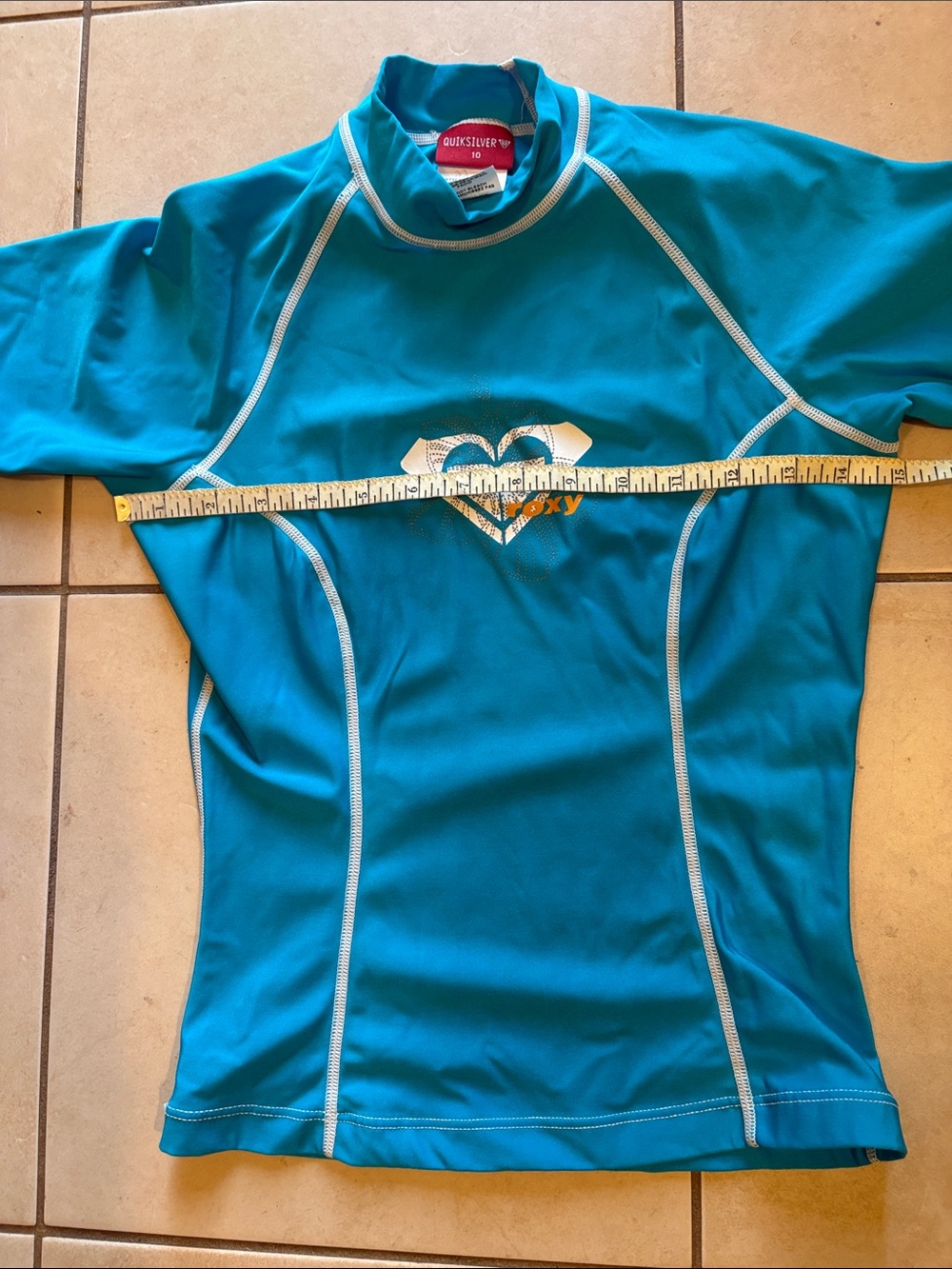 Quicksilver Roxy rashguard - Picture 4 of 5